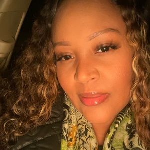 Meet your Posher, Rhonda